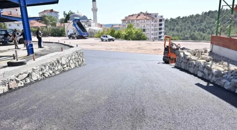 Manisa Büyükşehir Belediyesi Gördes’te Asfalt Çalışması Başlattı