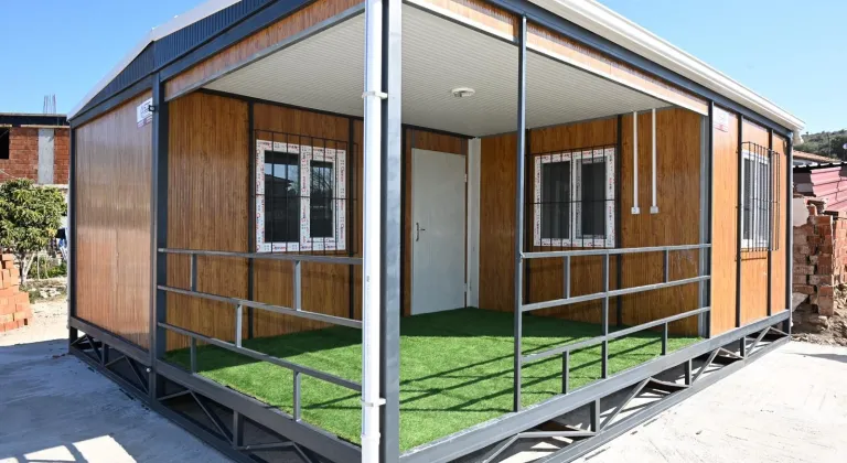 Manisa Büyükşehir’den mağdur aileye yeni yaşam