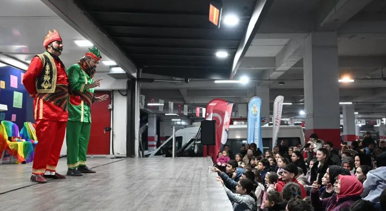 Manisa Büyükşehir'in Soma’da sofra kurdu