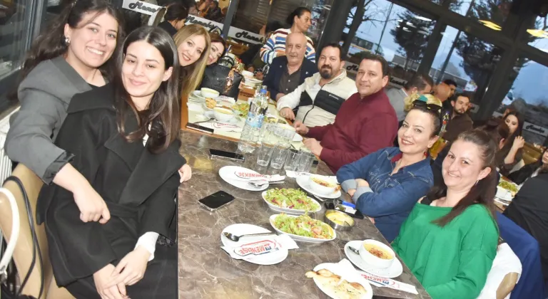 Manisa Dostlar Meclisi iftar sofrasında buluştu