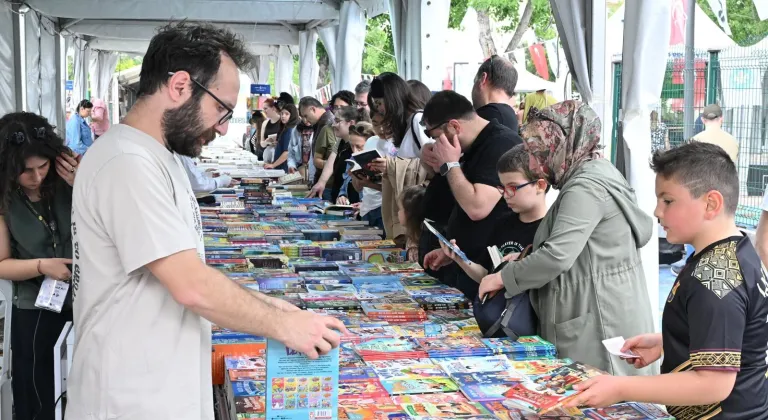 Manisa Kitap Fuarı’nda edebiyat şöleni