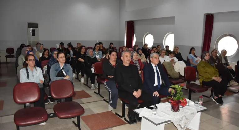 Manisa Yunusemre’de aile eğitimleri programı devam ediyor