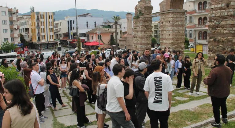 Manisalılar Efes Selçuk’ta tarih ve kültürle buluştu