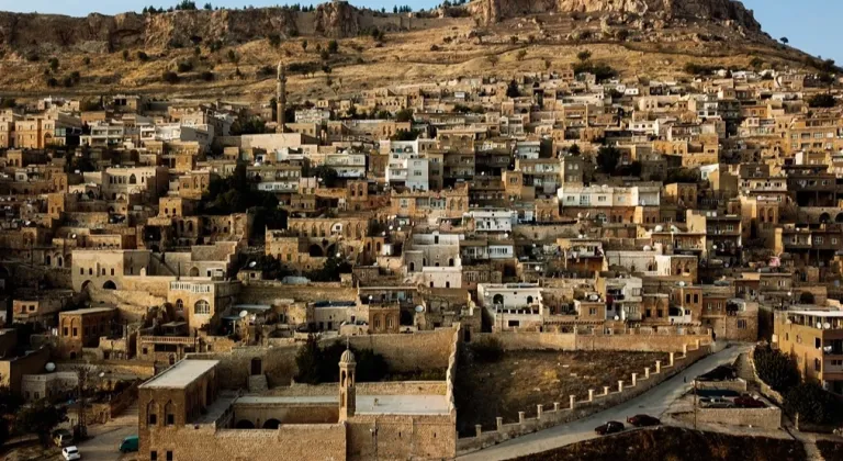Mardin halkı ramazanda su çilesi çekiyor