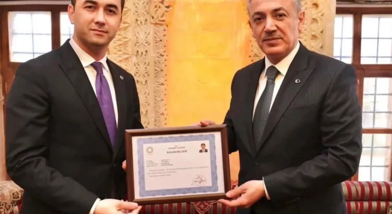 Mardin Valisi’nden Midyat Kaymakamı’na başarı belgesi