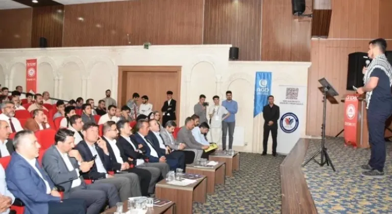 Mardin’de Gazze Temalı Şiir Dinletisi Yoğun İlgi Topladı








