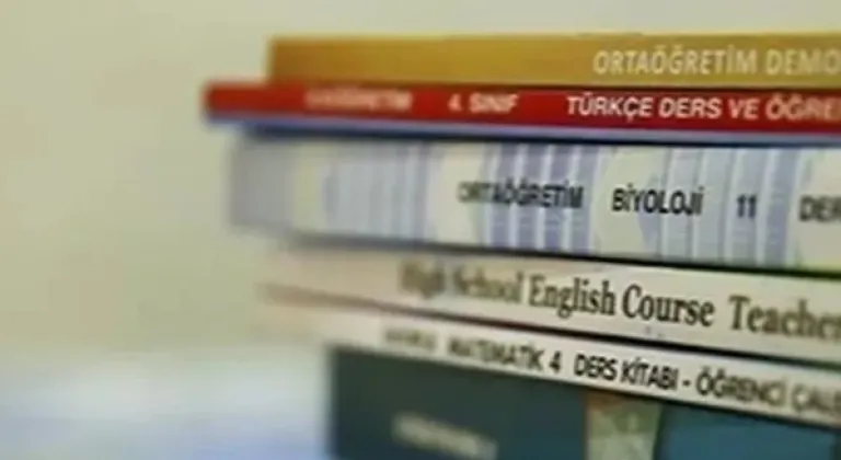 MEB Ders Kitapları ve Eğitim Araçları Yönetmeliği’nde Yeni Düzenlemeler Yapıldı









