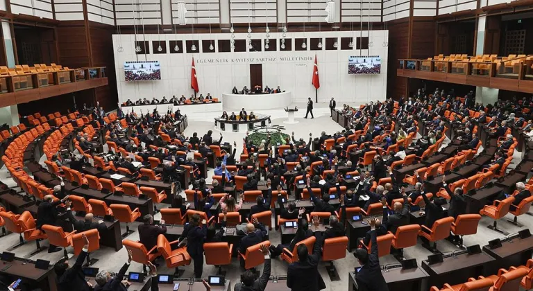 Meclis’te Kritik Hafta: Terörsüz Türkiye Düzenlemesi ve Öğrenci Affı Gündemde