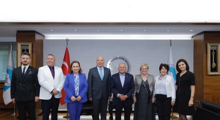 Memduh Büyükkılıç Bağımlılık Zirvesi'ne katıldı