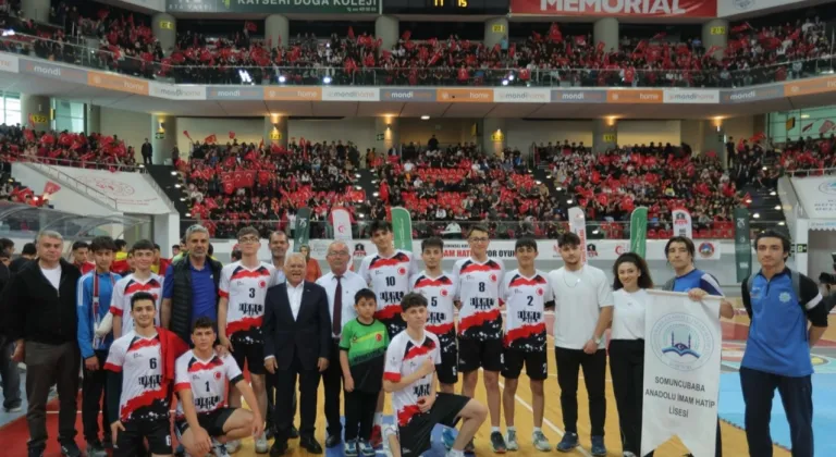 Memduh Büyükkılıç'tan gençlere 'spor' mesajı