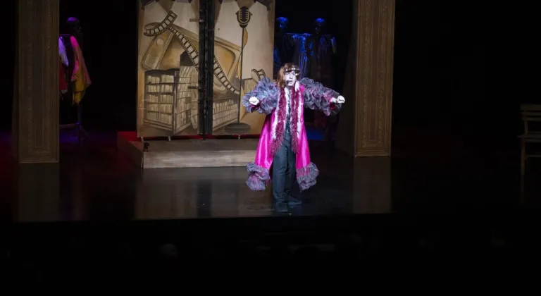 Mersin’de Dünya Tiyatro Günü coşkusu