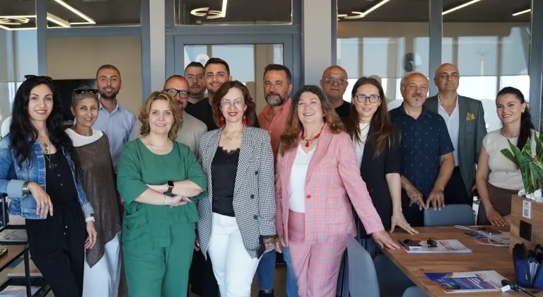 Mersin’de Kampüs ve Garaj gençlerle iş dünyasını buluşturuyor