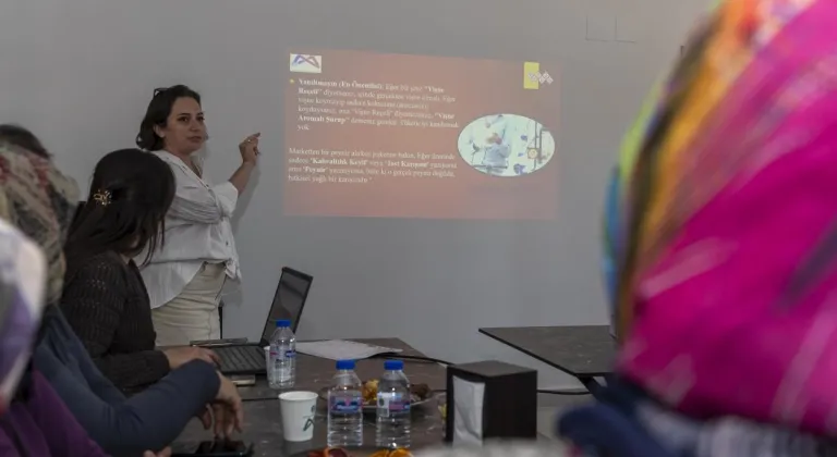 Mersin’de üretici kadınlara “Gıda Okuryazarlığı Eğitimi”