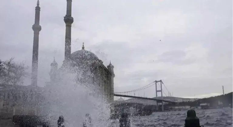 Meteoroloji’den Kuvvetli Yağış ve Rüzgar Uyarısı: 22 İlde Alarm