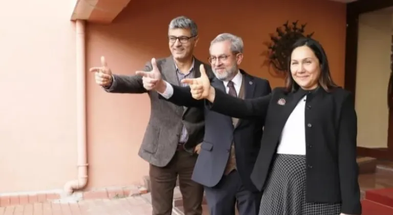 Milli Atıcı Yusuf Dikeç’ten Hafızalara Kazınan Poz







