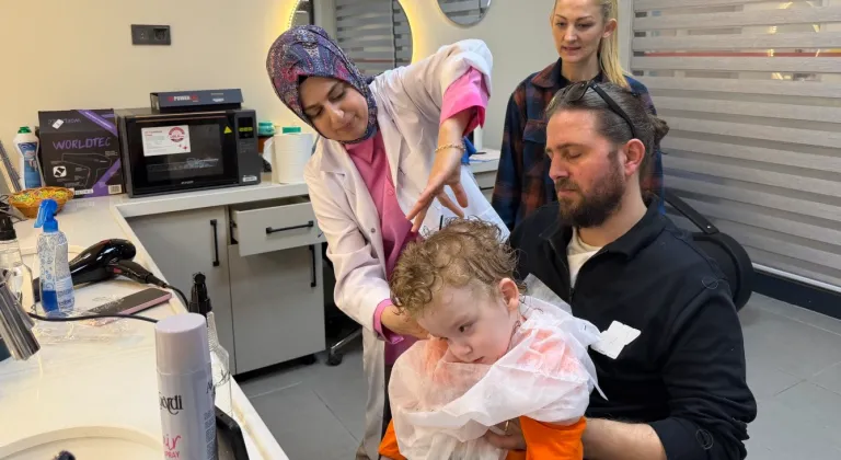 Minik Kaan ilk tıraş heyecanını Gonca’da yaşadı