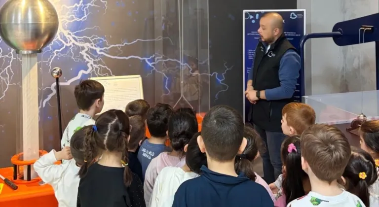 Minikler Çevreyi Öğrenmek İçin Bilim Merkezi’ndeydi