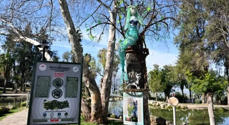 Muratpaşa’da Atıklardan Heykele: Puşkin’in Şiiri Sanata Dönüştü