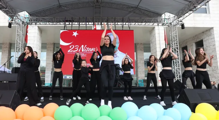 Nilüfer’de Cumhuriyet Meydanı çocukların oldu