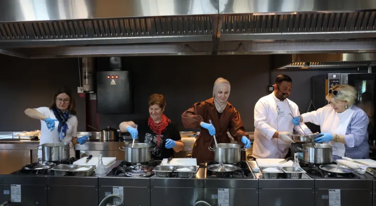 Nilüfer’de Sennur Sezer’in izinde gastronomi yolculuğu