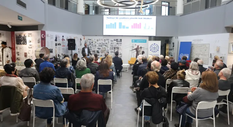 Nilüfer’de “Türkiye’de Yaşlanma Politikaları” etkinliği düzenlendi