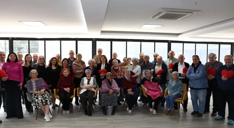 Nilüferli kadınlardan huzurevine gönül köprüsü