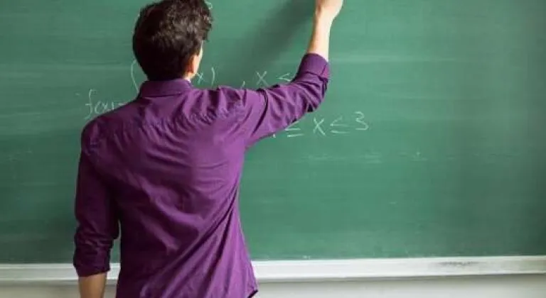 Öğretmen adaylarına yeni dönem... O yönetmelik yürürlükte