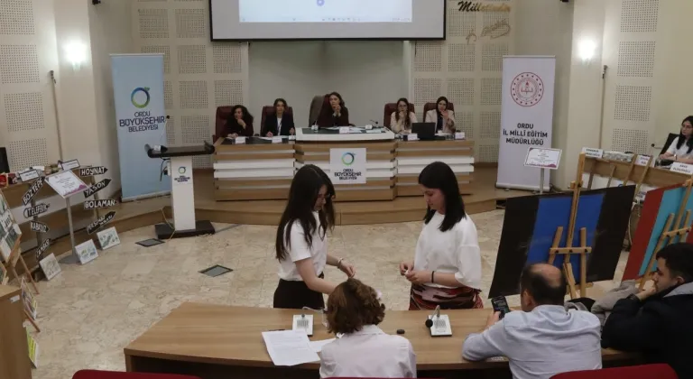 Ordu’da liseler arası münazara yarışmasında finalistler belli oldu