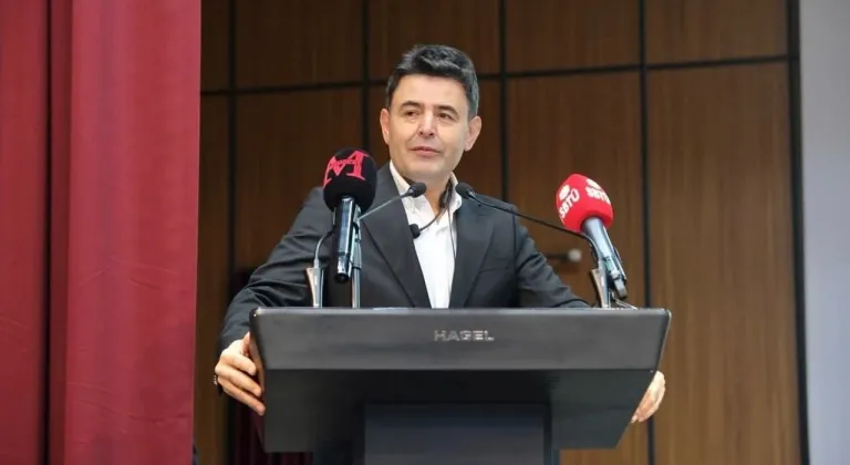 Osman Boyraz gençlerle bütünleşiyor: Üniversiteli gençlere ilham oluyor