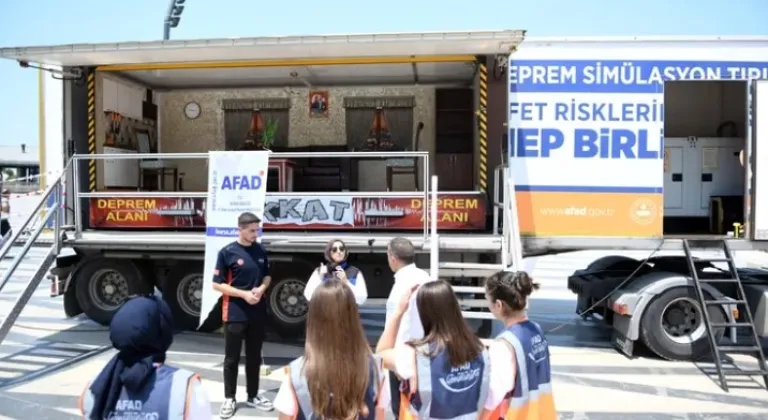 Osmangazi’de Gerçeğini Aratmayan Deprem Tatbikatıyla Eğitim










