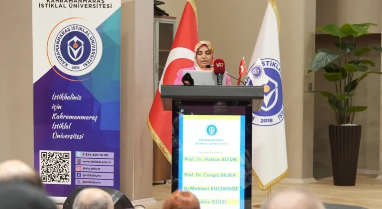 Otizm Farkındalığı İçin Uzmanların Katılımıyla Konferans Düzenlendi