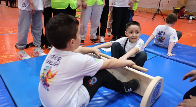 Otizm farkındalığında sporun birleştirici gücüne Sakarya'dan anlamlı şenlik