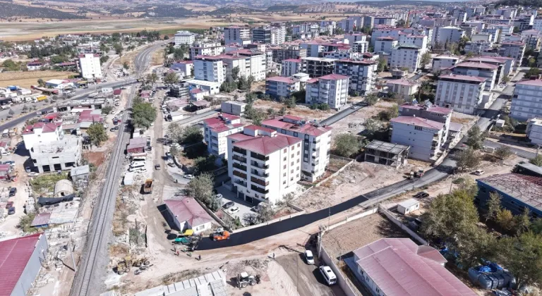 Pazarcık’ta Altyapı Bitince Asfalt Çalışmaları Hız Kazandı