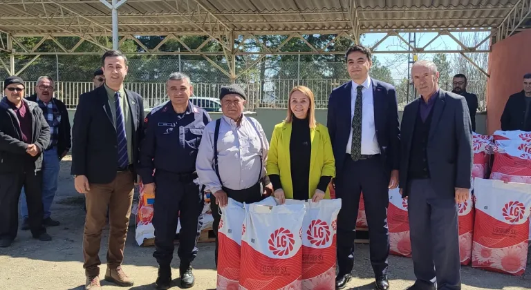 Pazaryeri’nde Üreticiye Yüzde 50 Hibe ile Ayçiçeği Tohumu Desteği