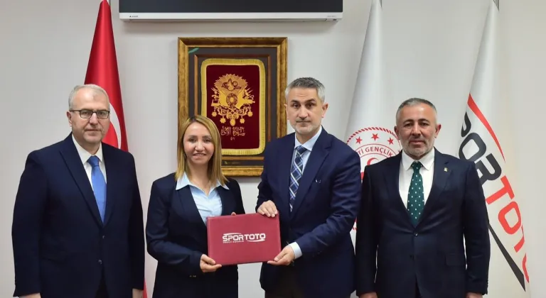 Pazaryeri’ne Spor Yatırımı Hamlesi