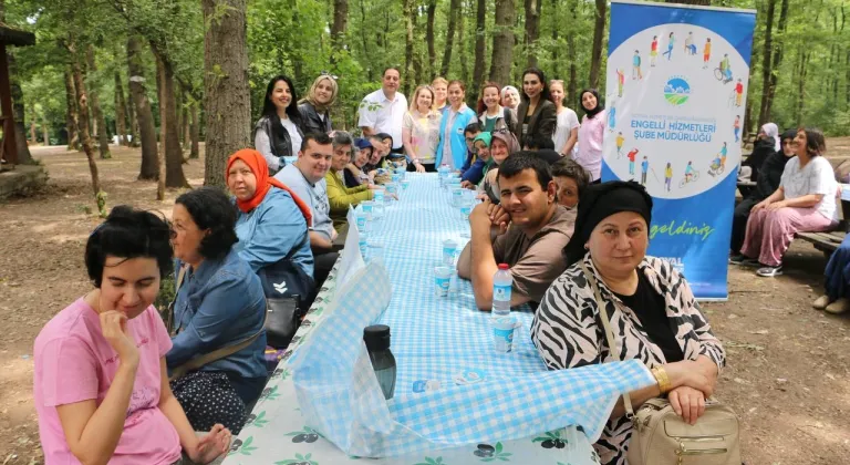 Sakarya'da engelsiz hobi kursiyerleri doğayla buluştu