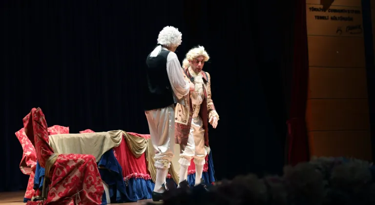 Sakarya’da Kültür Sanat Etkinlikleri “Kibarlık Budalası” ile Sürüyor