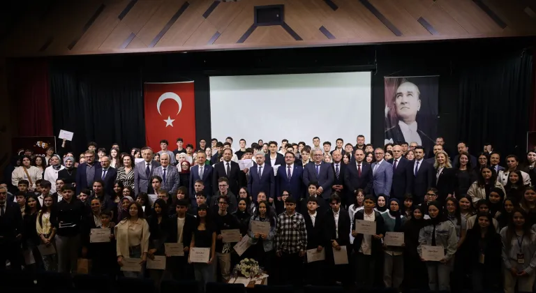 Sakarya'da liselilerin sanat dolu festivali ödül töreni ile taçlandı