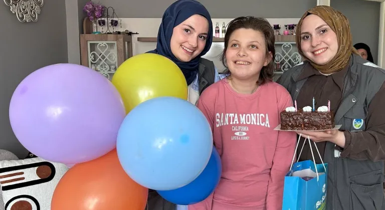 Sakarya'da özel bireylere Büyükşehir’den doğum günü sürprizi