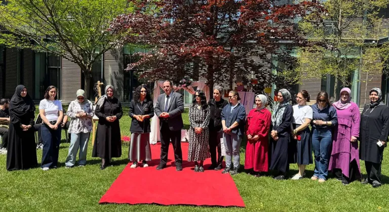 Sakarya'da özel gereksinimli bireylerin annelerine anneler günü sürprizi
