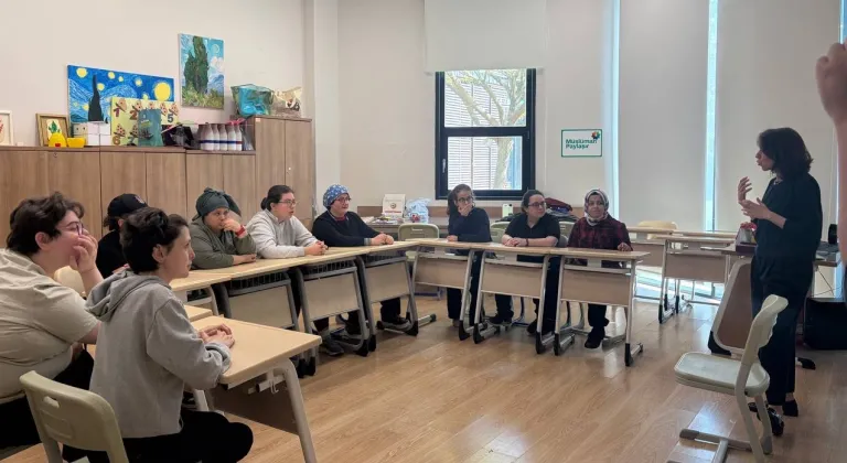 Sakarya'da özel gereksinimli gençlere güvenli yaşam eğitimi
