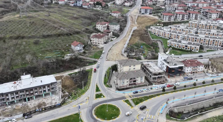 Sakarya’da yol yapım çalışmaları sürüyor
