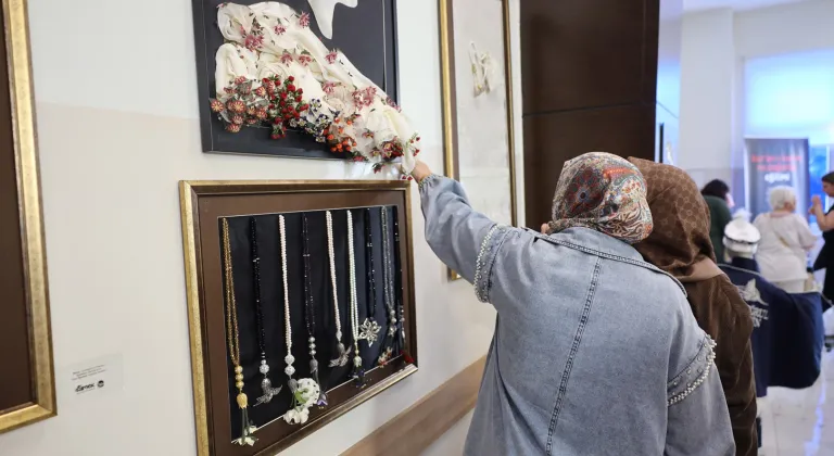 SAMEK’in yıl sonu sergi heyecanı Geyve’de başladı
