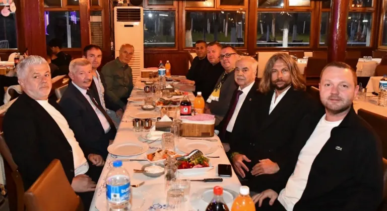 Şampiyon Keşanspor zafer yemeğinde buluştu