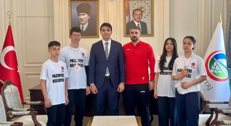 Şampiyonlar Pazaryeri’nin gururu oldu