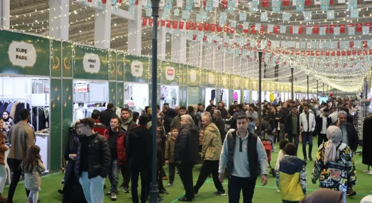 Şanlıurfa'da Ramazan Sokağı'na Yoğun İlgi