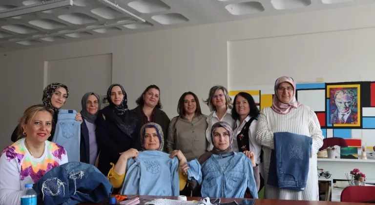 Sashiko atölyesiyle ürünlerini yenilemeyi öğrendiler