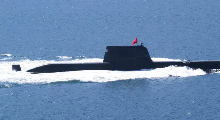 Savunma sanayi güçleniyor.. Yeni denizaltı ilk seferine çıktı