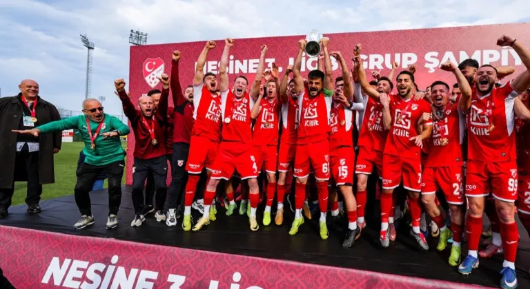 Sebat Gençlik Spor şampiyonluk kupasına kavuştu