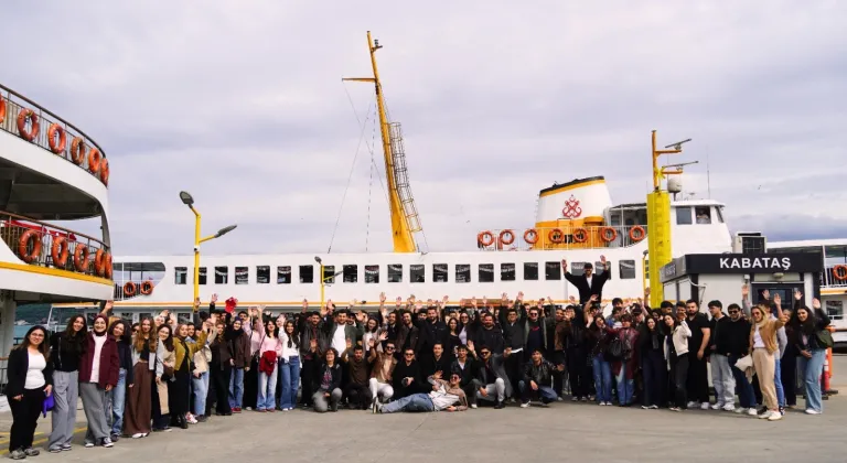 Şehir Hatları'ndan gençlere 19 Mayıs hediyesi